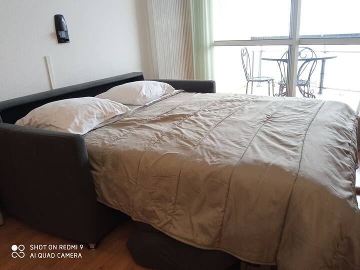 ที่นอนนุ่มสบาย 140 x 190. ความหนาแน่น 20 ซม. 40gr ระบบ Rapido