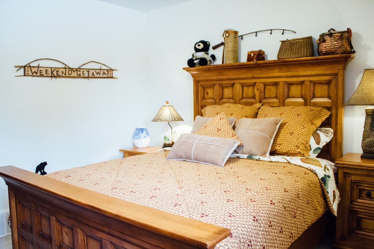 Bračni krevet (160x200) u spavaćoj sobi u prizem