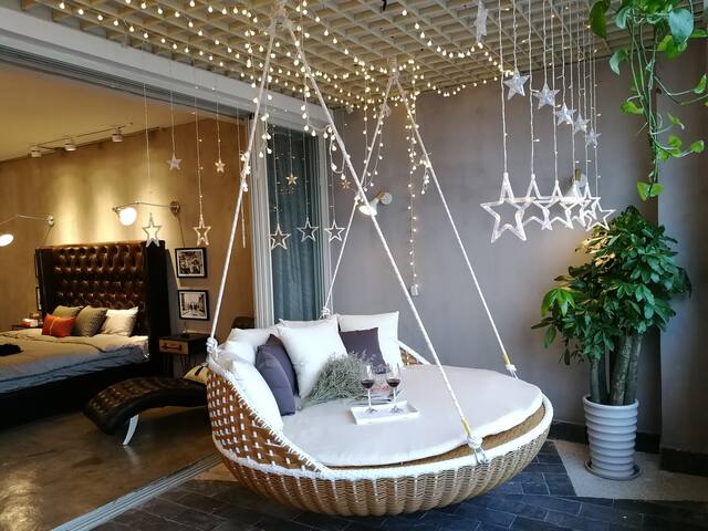 【沿线】大梅沙180°海景工业风大床房,海滩旁,近东部华侨城