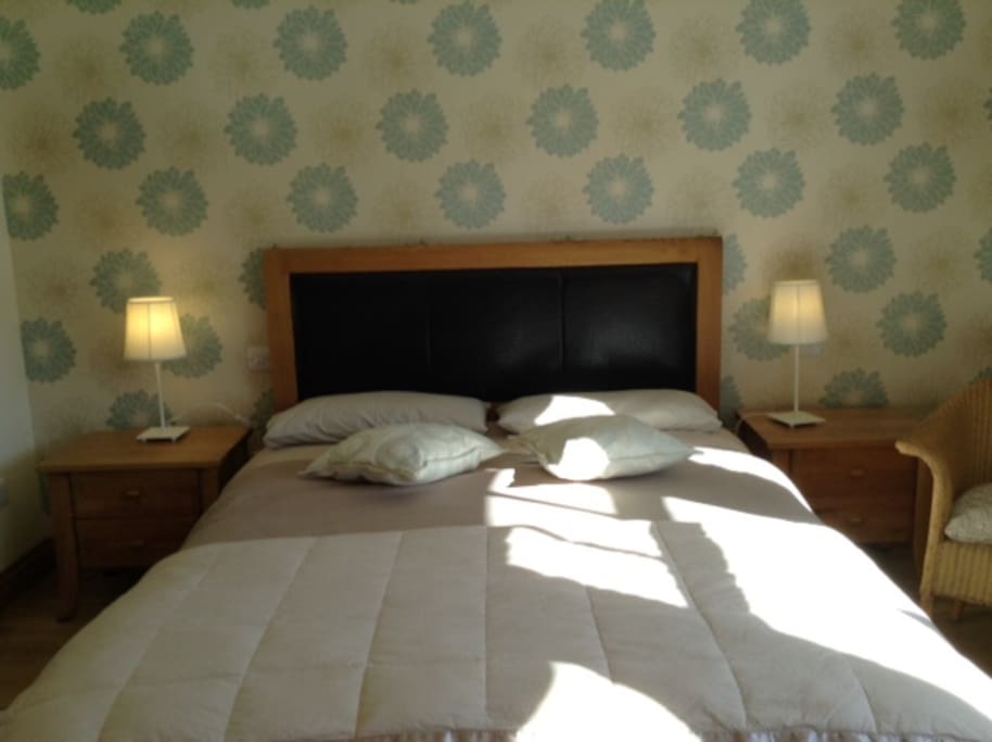 Large Double Ensuite available as a single room at price shown