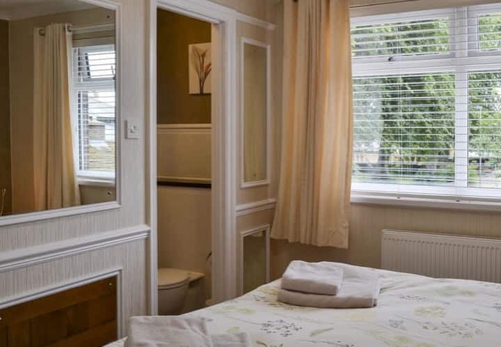 Master bedroom with walk-in en-suite 