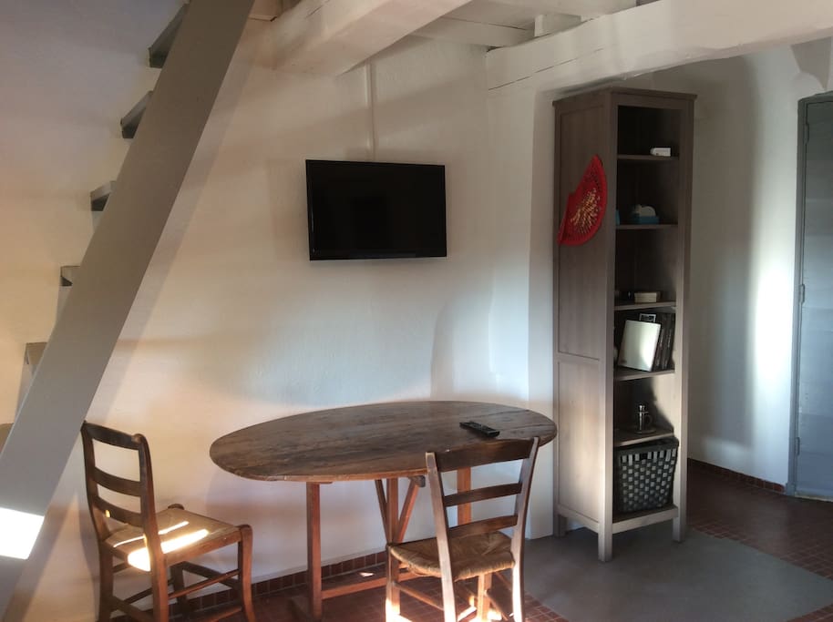 tv, lecteur dvd intégré