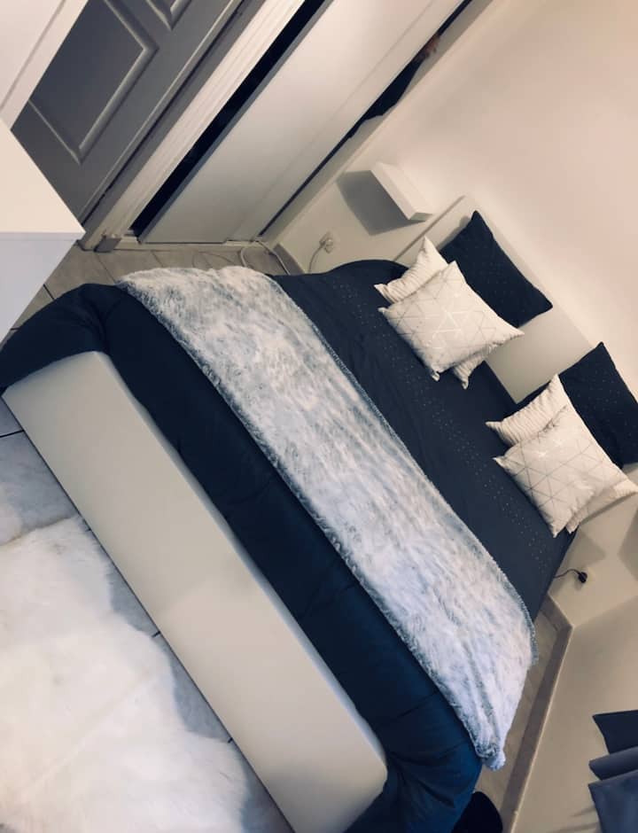 სურათი 1 განცხადებაში „Appartement cosy bien équipé“