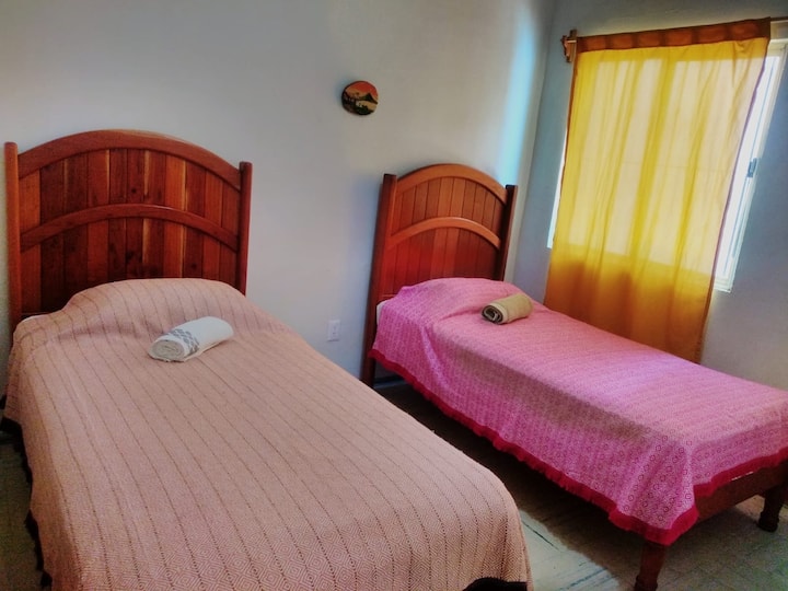 686 142 9904 เราตั้งตารอที่จะได้เจอคุณ
สูบบุหรี่ได้ฟรี 