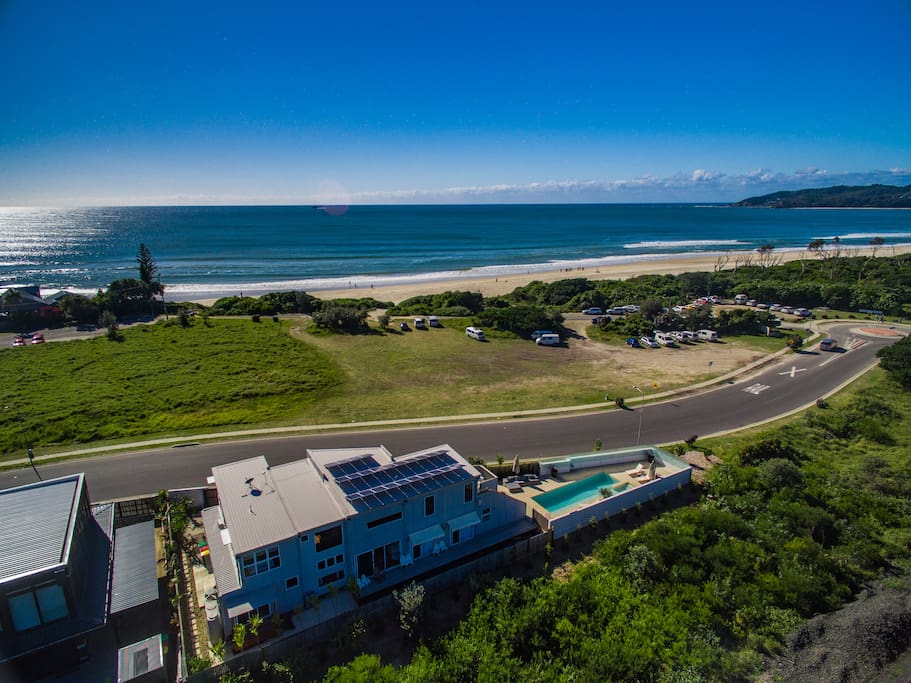 Bluewater House - By The Beach