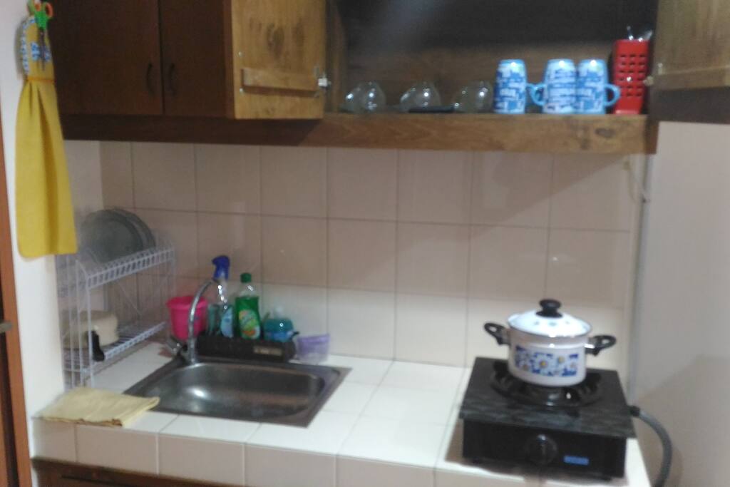 Dapur Kecil + Alat Masak