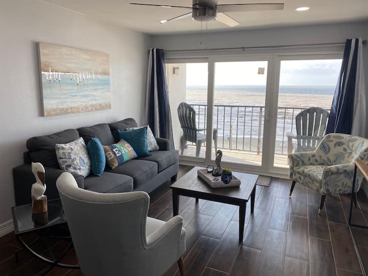 Galveston Oceanview,wonderful Location! 2bed/2bath - Galveston, TX