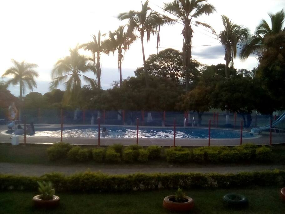 Piscina.
