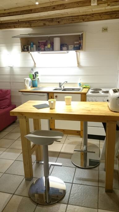 Kitchen area