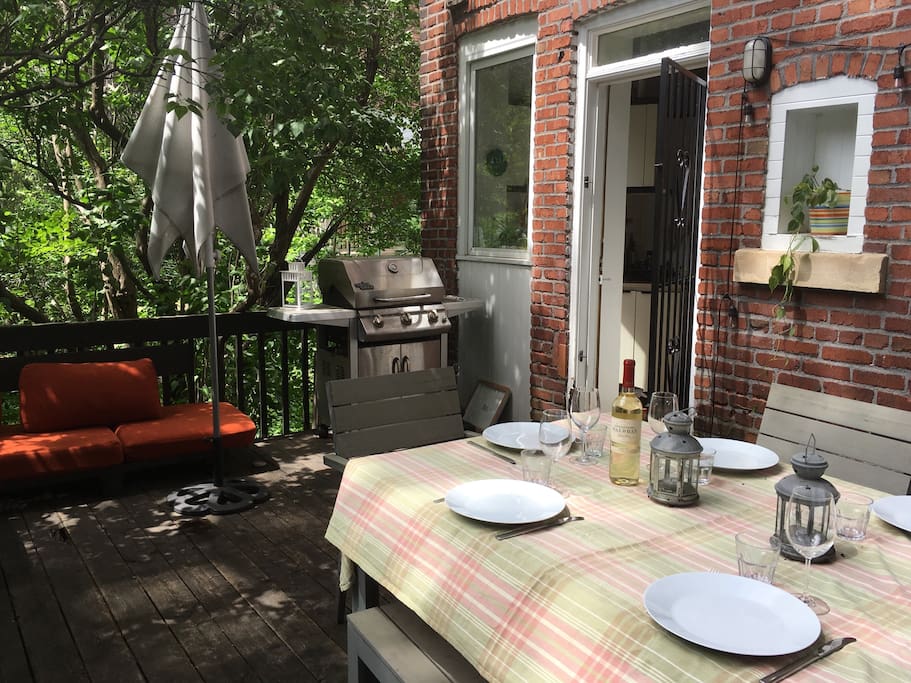 Outdoors dining room off the kitchen.