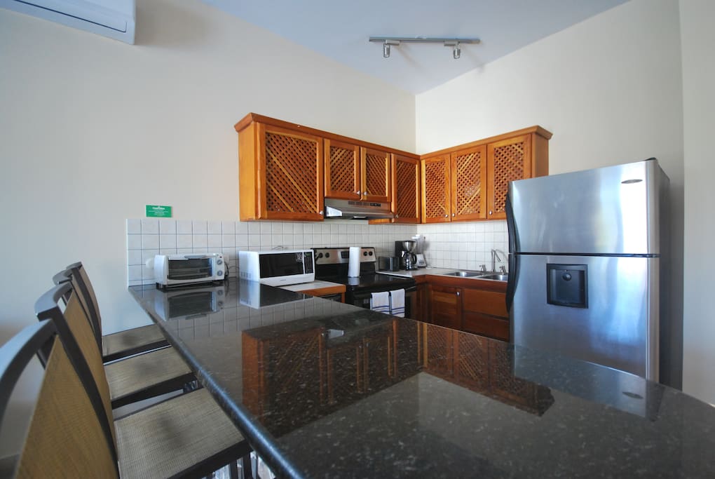 Full Kitchen