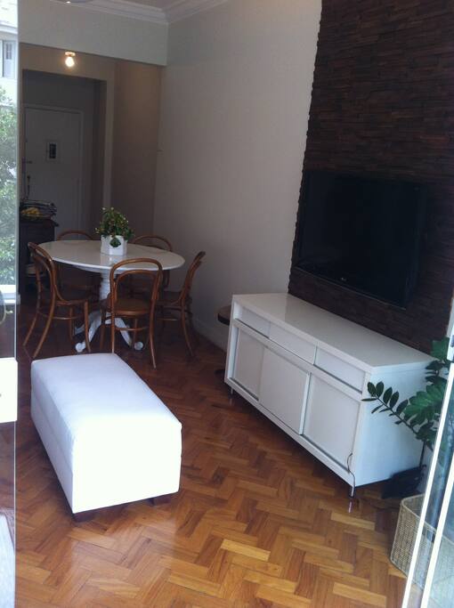 Sala de estar - clean e decorada