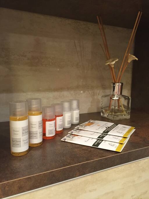 Bathroom accesories