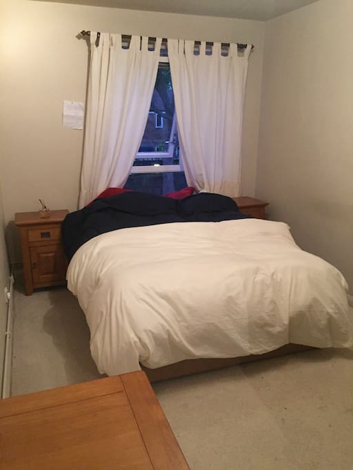 A very comfortable double bed with two duvets!