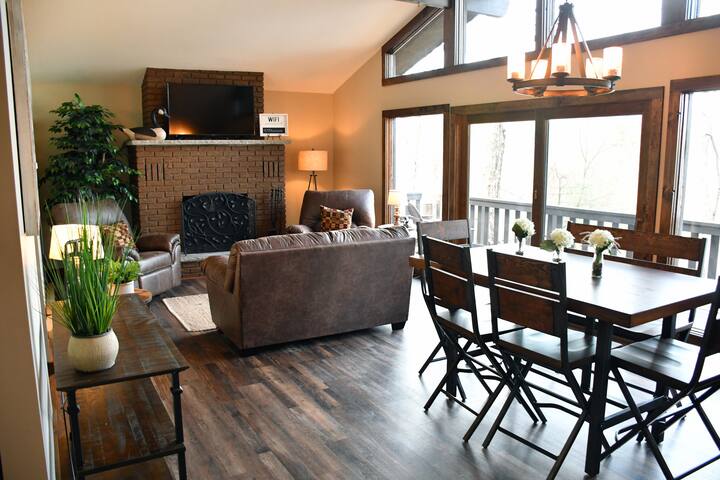 Listing in East Stroudsburg