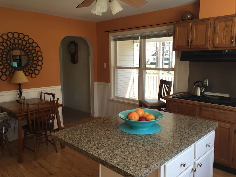 Spacious kitchen with Island