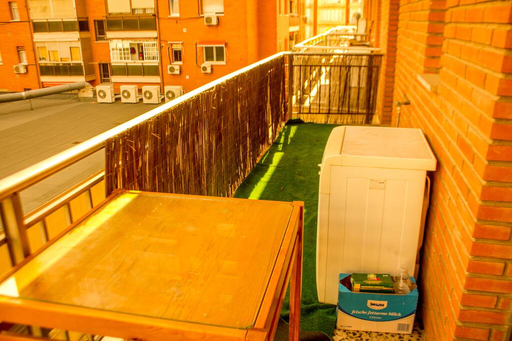 terraza: entra luz todo el día