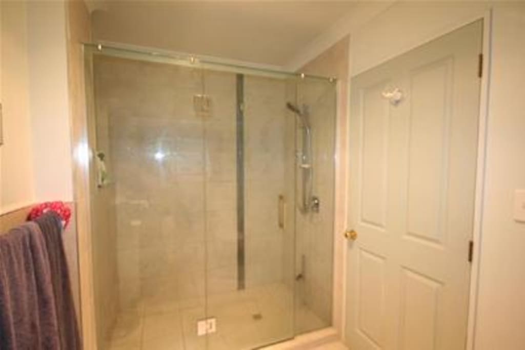 Your modern walk in shower