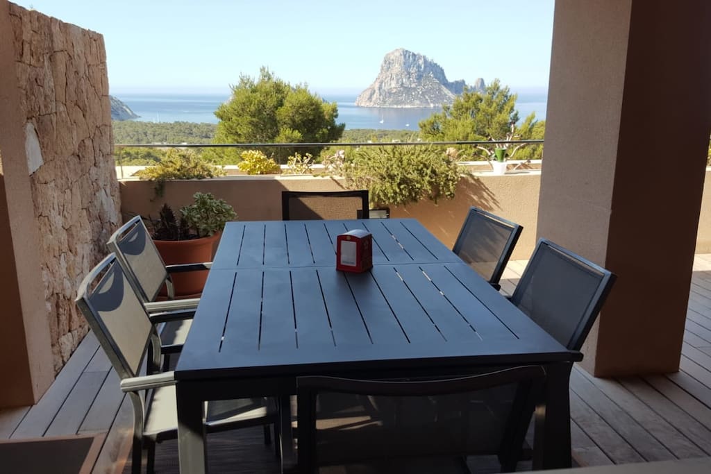 Table à manger extérieure