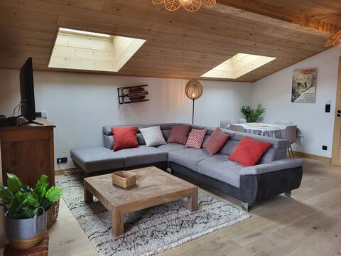 Spacious ski-in/ski-out apartment
