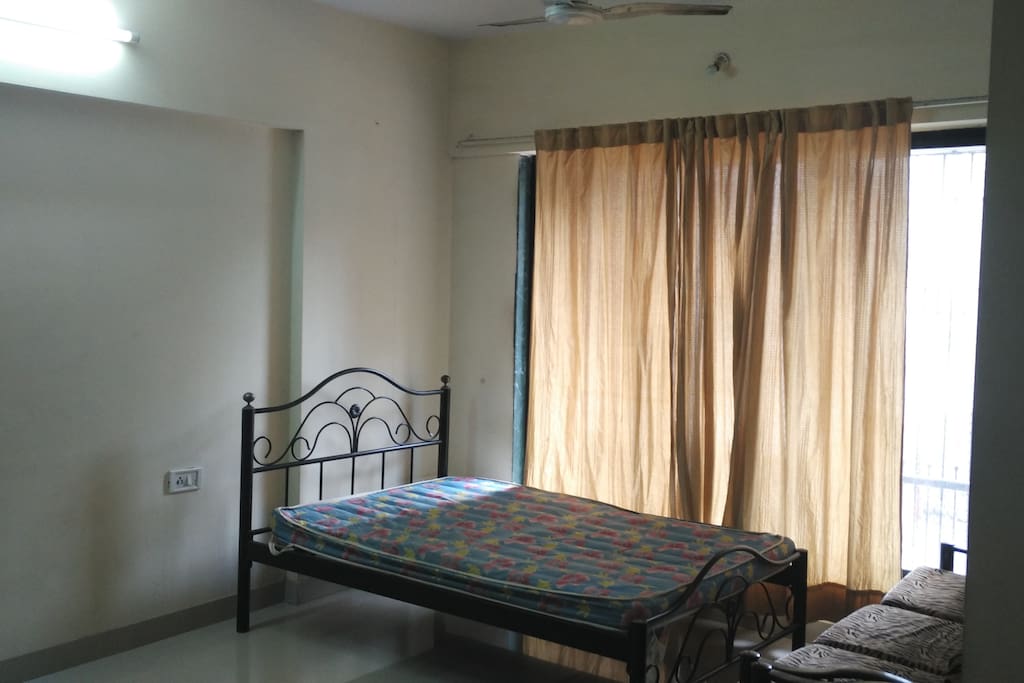 Hall with Bed, Mattress, 2 fans and cushions