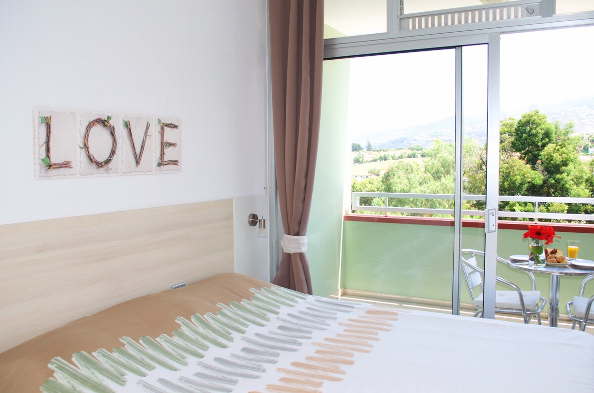 Výhľad z vnútra apartmánu