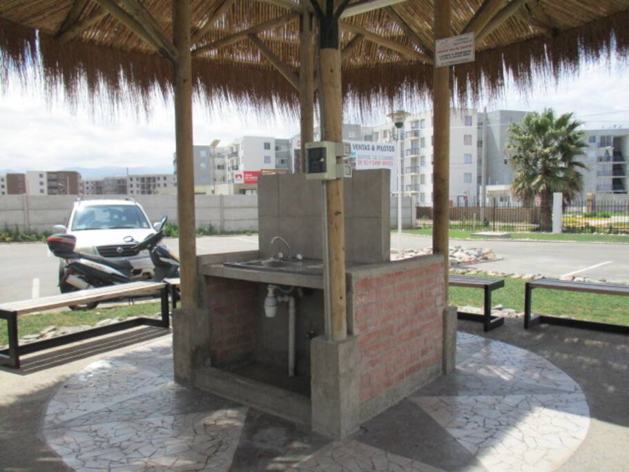 Que rico disfrutar el "quincho" con un asado !!!