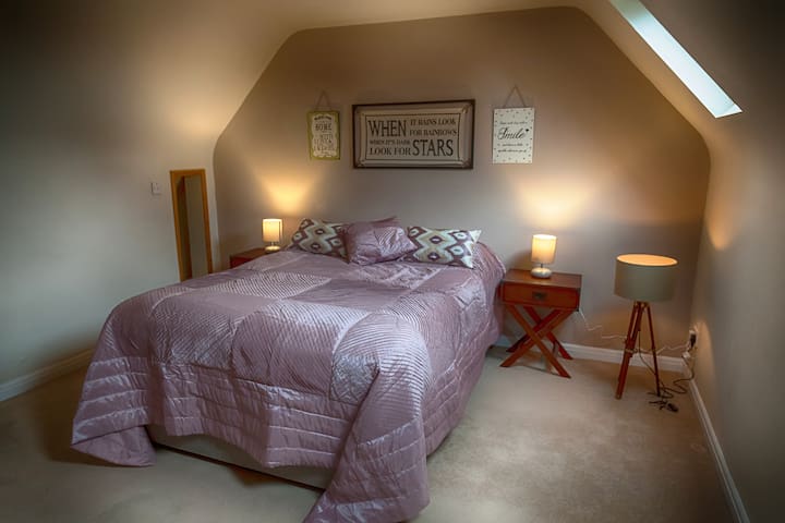 Comfortable Ensuite Folkestone, 12 mins Eurotunnel