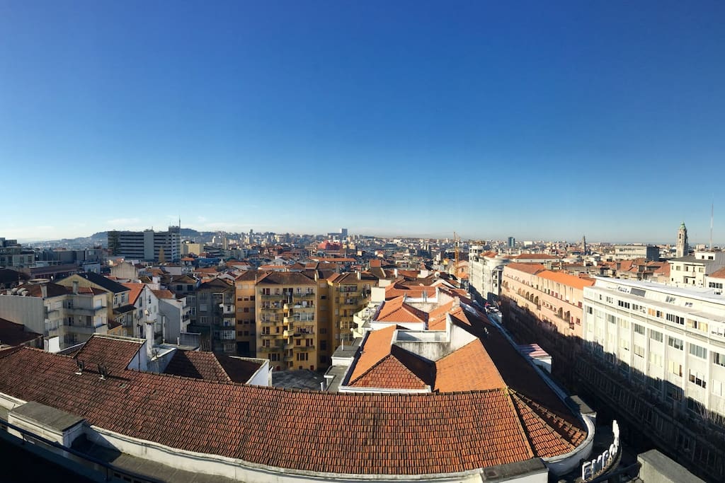 Panoramablick aus dem Wohnzimmer und der Küche panoramic view from the apartments living room and kitchen