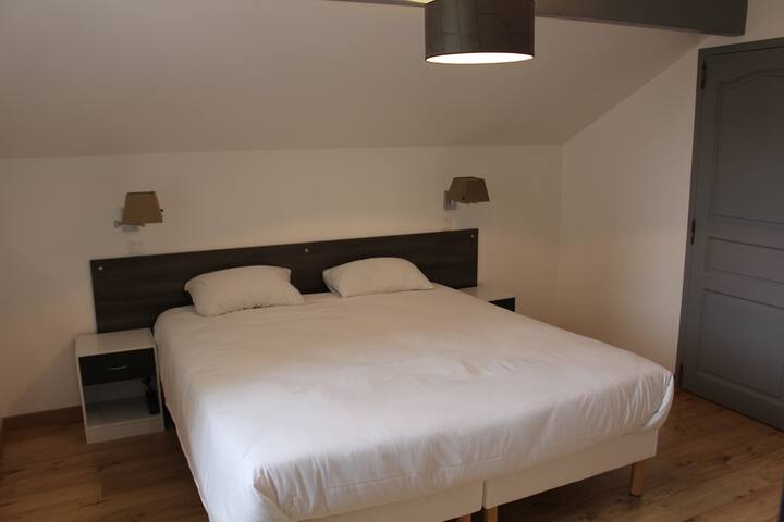 غرفة النوم 3، الاختيار: سريران مفردان أو سرير واحد بمقاس كبير