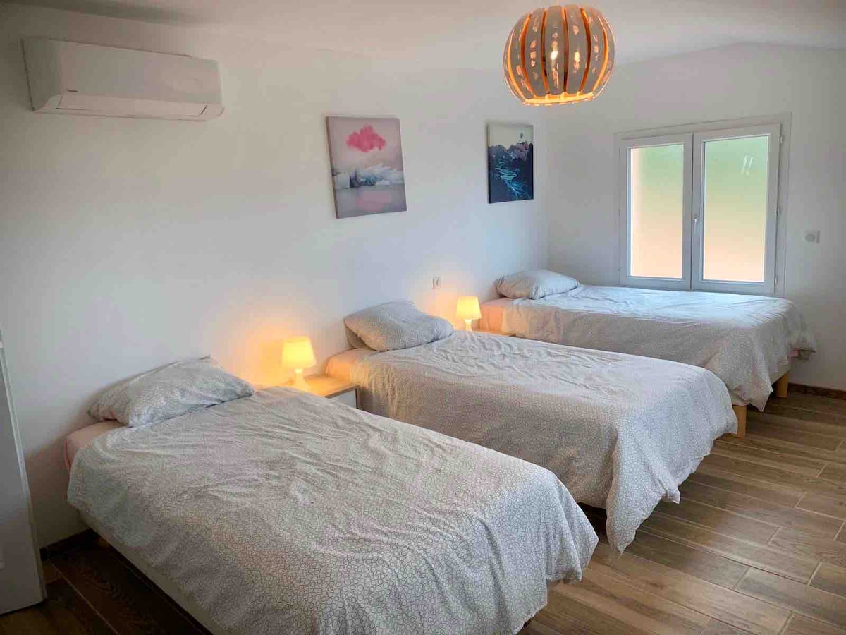 habitación 4 ( ropa de cama de palacio)