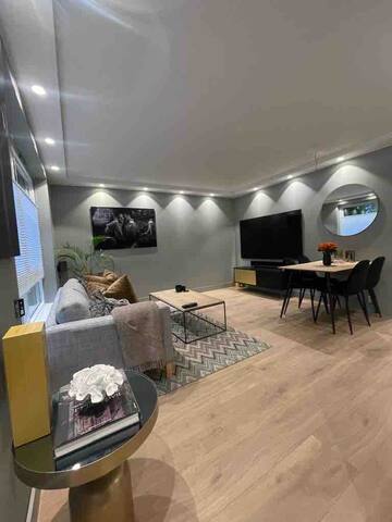 Central 2 bedroom apartment gallery image 2