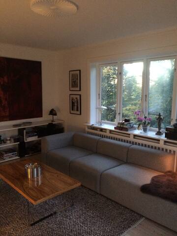 Villalejlighed med udsigt over sø gallery image 3