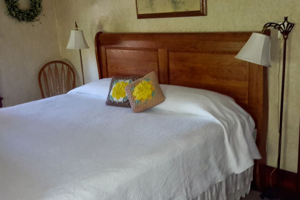 Tannery Room, king bed, at The Alpine Homestead