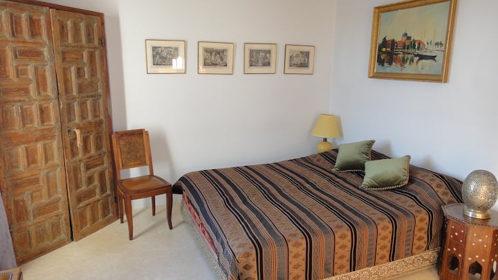 Chambre sur oued, 1er etage