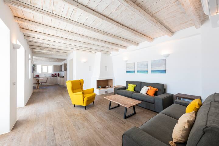 Zorbas’ Seaview Villa 1 gallery image 3