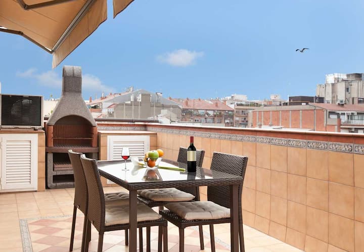 LetsGoBarcelona Sagrada Famila Penthouse + Terrace