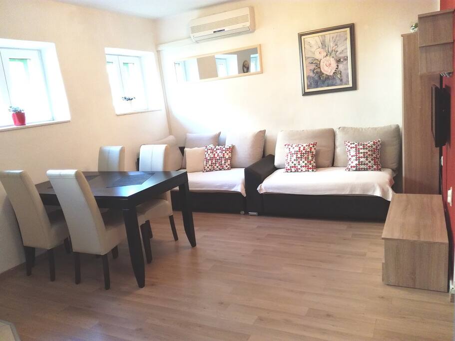Relaxing space full of light and warmth