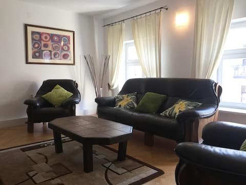 Popular Airbnb listing: Central Old Town Apartment on Szeroka (80 sq m) in Toruń