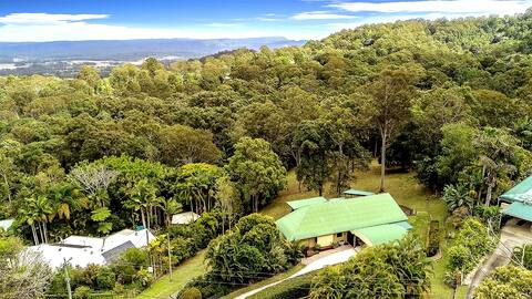 Noosa hinterland acreage close to Coolum beach