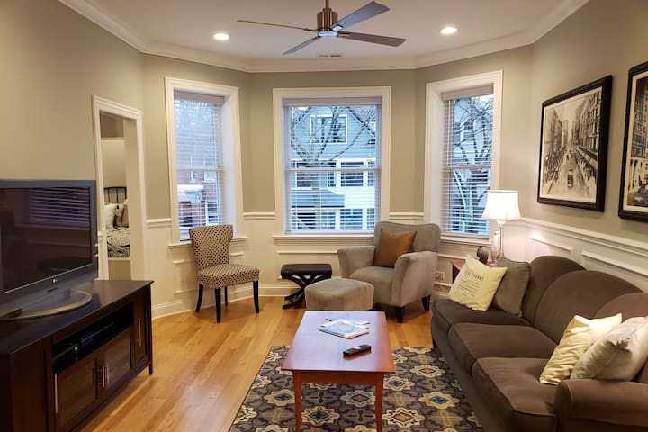 Newly renovated, Family/Kid Friendly, near Wrigley