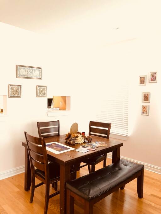 Spacious Dinning Space!