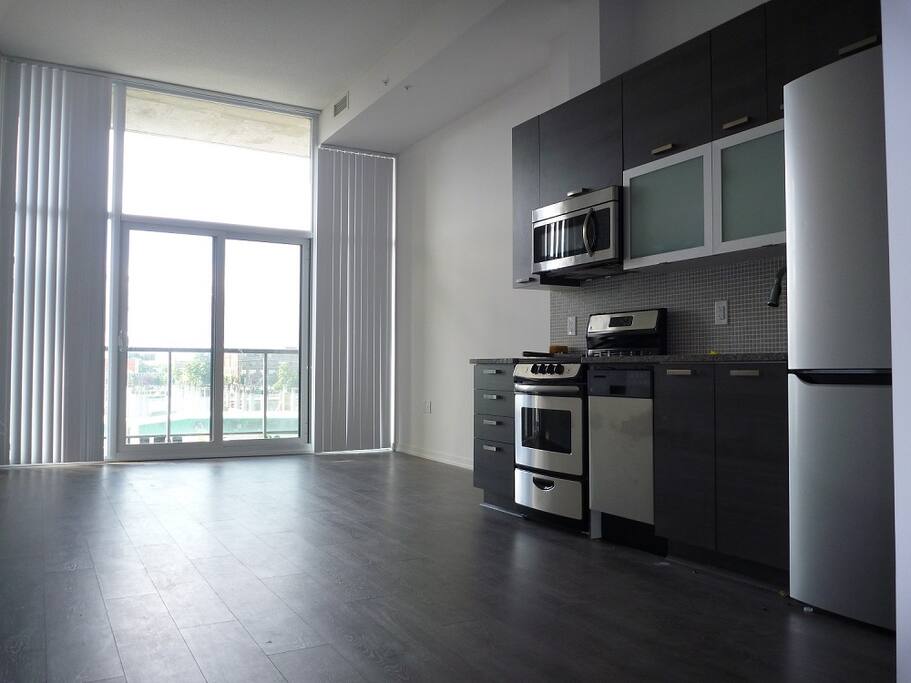 Kitchen Area (is furnished now)