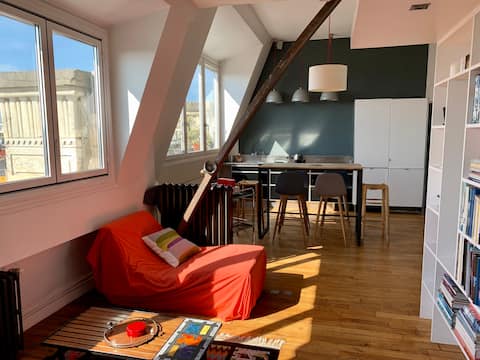 Propriété Airbnb réussie: Le Marais : Modern loft with amazing view of Paris à Paris