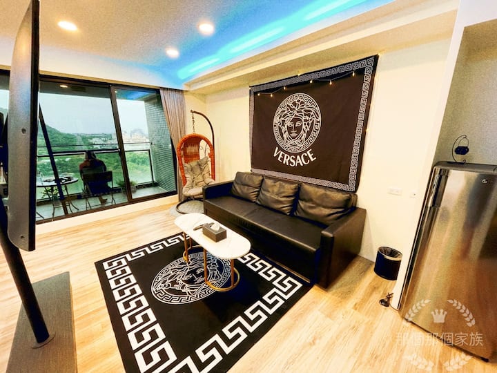 220 centimeters wide oversized comfortable sofa