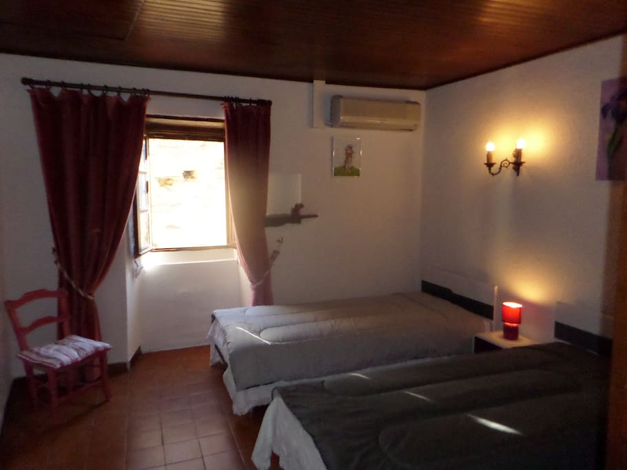 chambre n° 1 au deuxième niveau