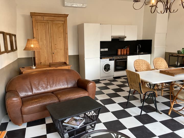 Mazet Dans Petit Hameau A Eygalieres - Eygalières