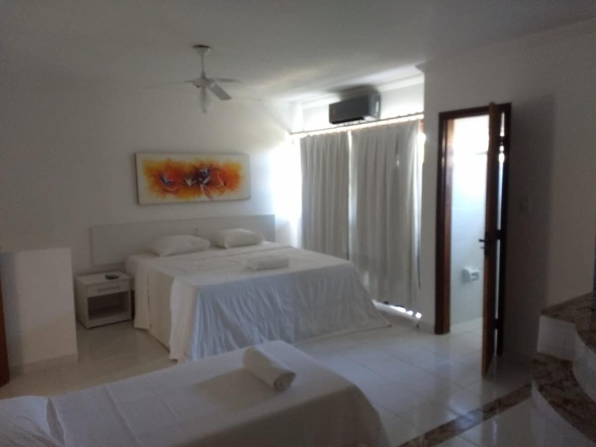 Უმაღლესი სართულის ოთახი