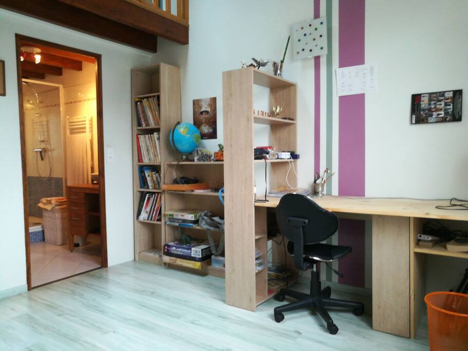 Coin bureau.
