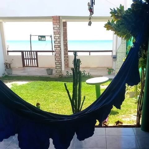 House facing the sea,
Baleia itapipoca Ceará